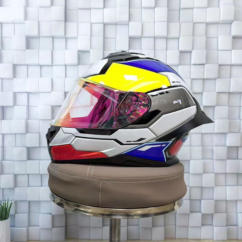 High performance full coverage motorcycle helmet